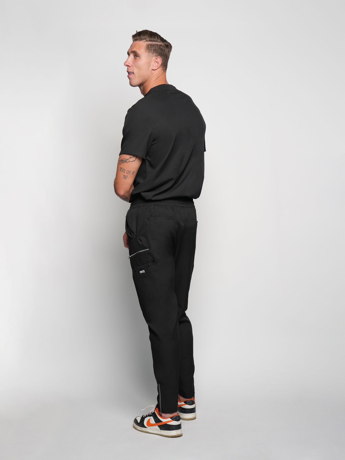 Belair Men Scrub Bottom